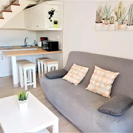 Duna Flor Apartman *